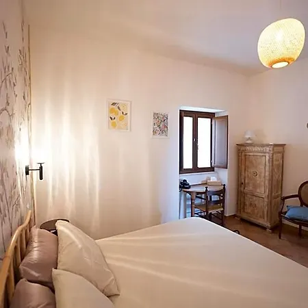 Adriana Hotel